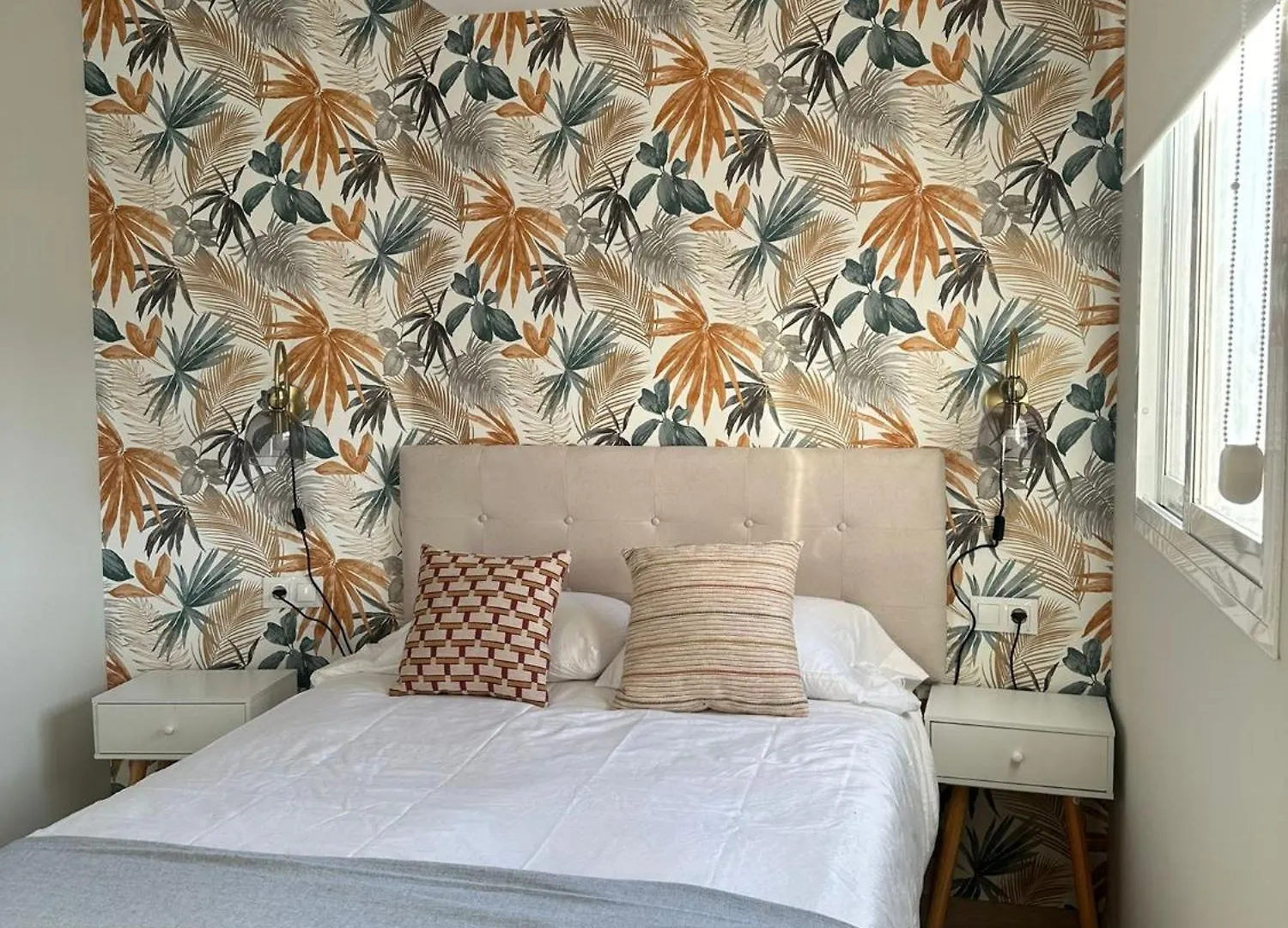Merced Urban Living Malaga Apartment
